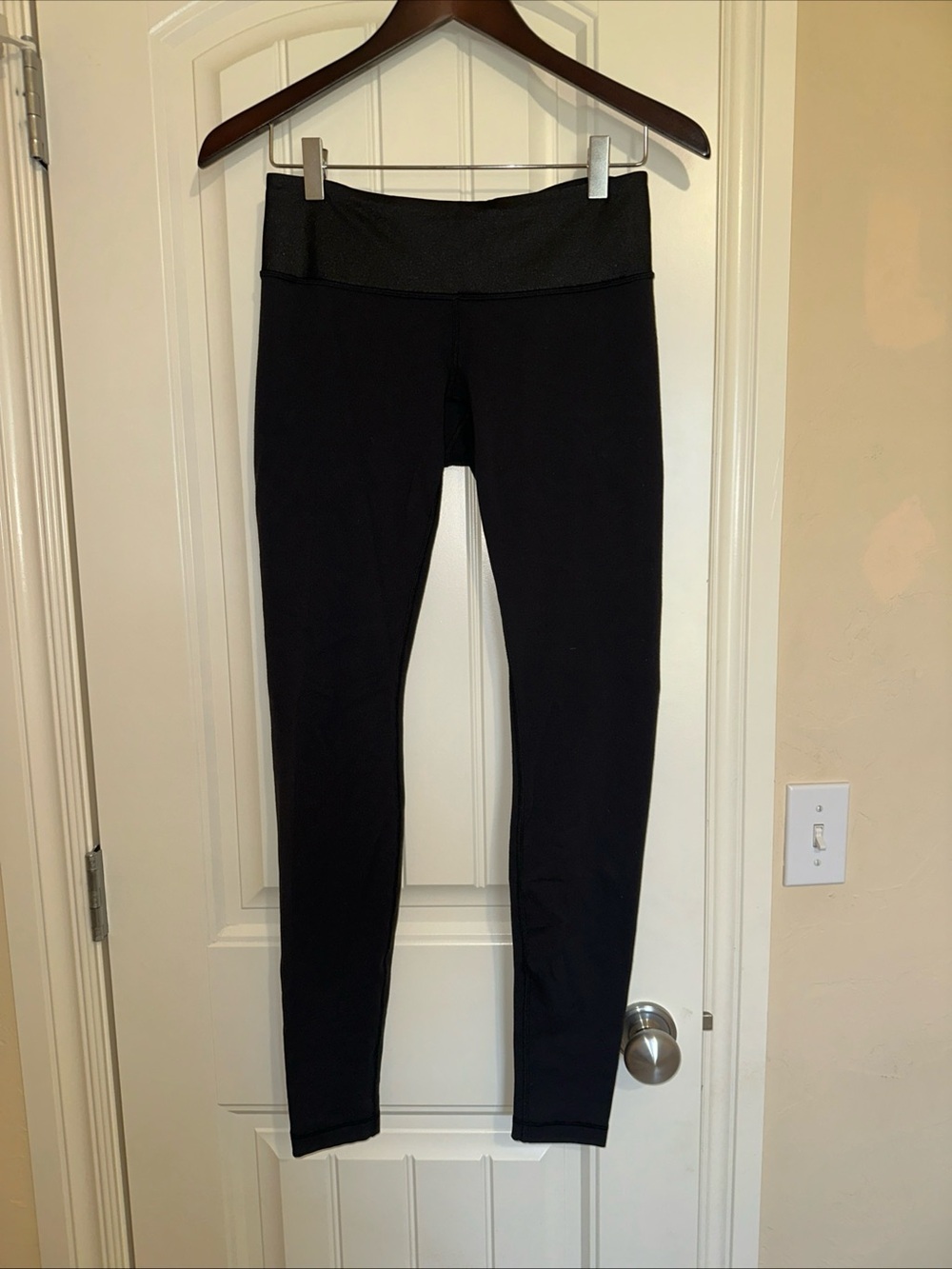 Lululemon Wunder Under Athletic Leggings Size 6